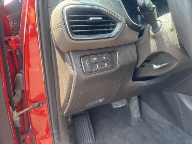 used 2020 Hyundai Santa Fe car, priced at $19,978
