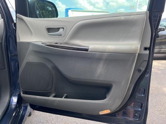 used 2018 Toyota Sienna car, priced at $25,934