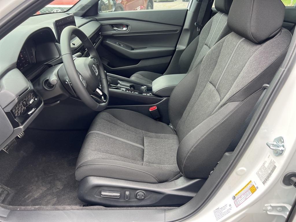 new 2025 Honda Accord Hybrid car, priced at $35,260