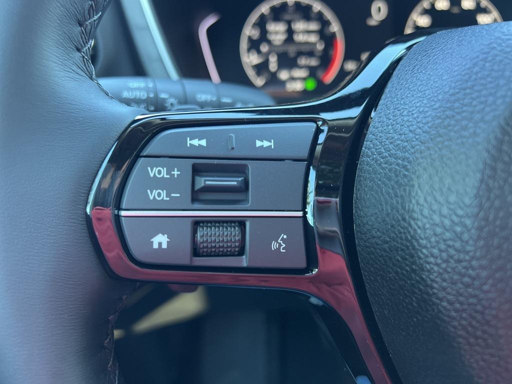 new 2025 Honda Pilot car, priced at $51,950