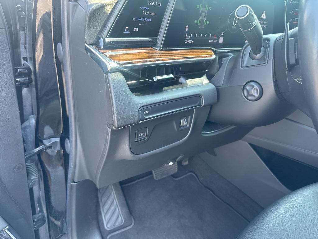 used 2022 Cadillac Escalade ESV car, priced at $57,860