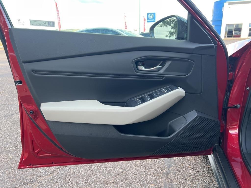 new 2025 Honda Accord car, priced at $32,210