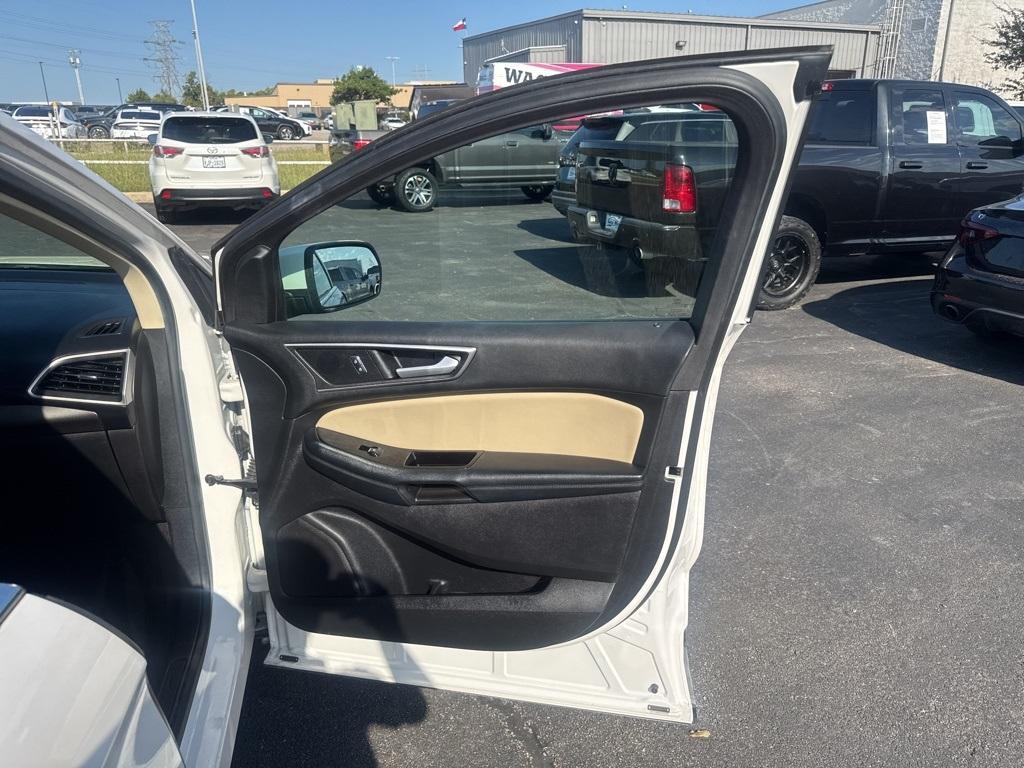 used 2015 Ford Edge car, priced at $11,944