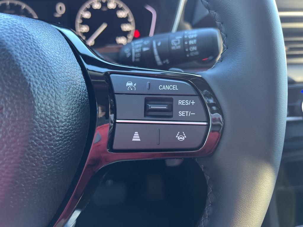 new 2025 Honda Pilot car, priced at $49,550