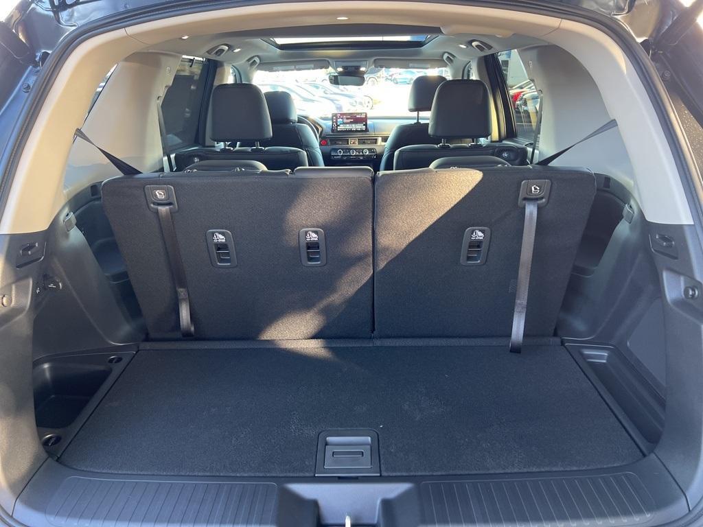new 2025 Honda Pilot car, priced at $49,550