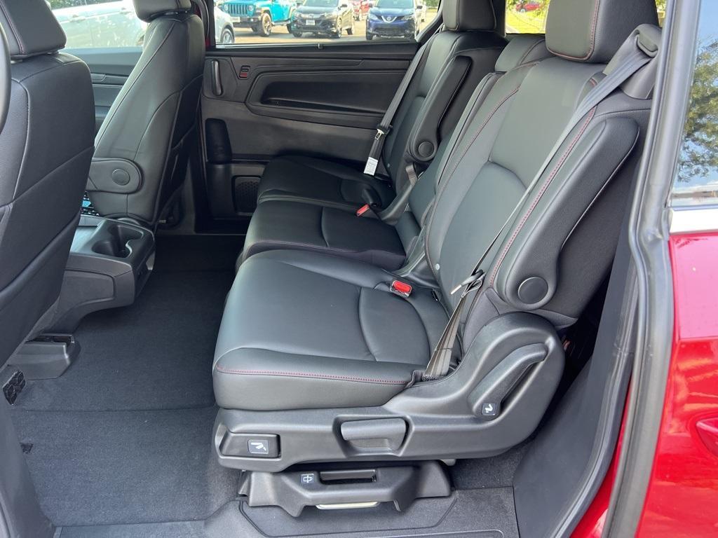 new 2026 Honda Odyssey car, priced at $45,845