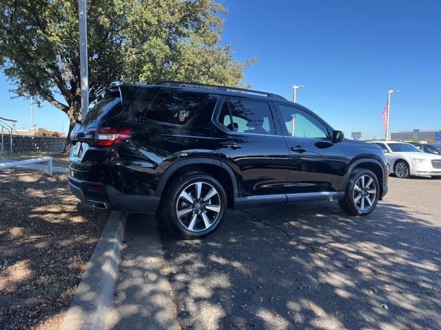 new 2025 Honda Pilot car, priced at $54,475