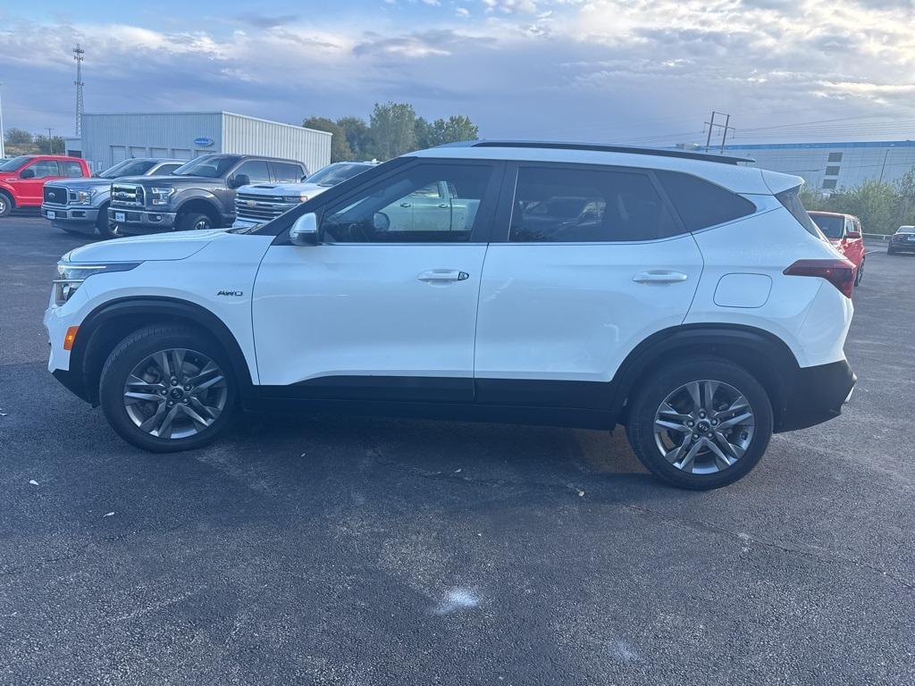 used 2021 Kia Seltos car, priced at $15,955
