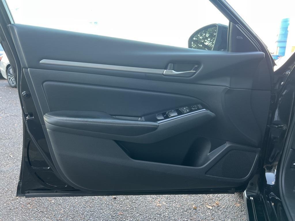 used 2023 Nissan Altima car, priced at $19,790