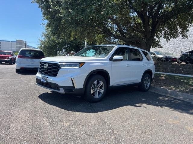 new 2025 Honda Pilot car, priced at $47,880