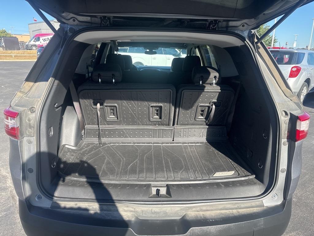 used 2020 Chevrolet Traverse car, priced at $12,252
