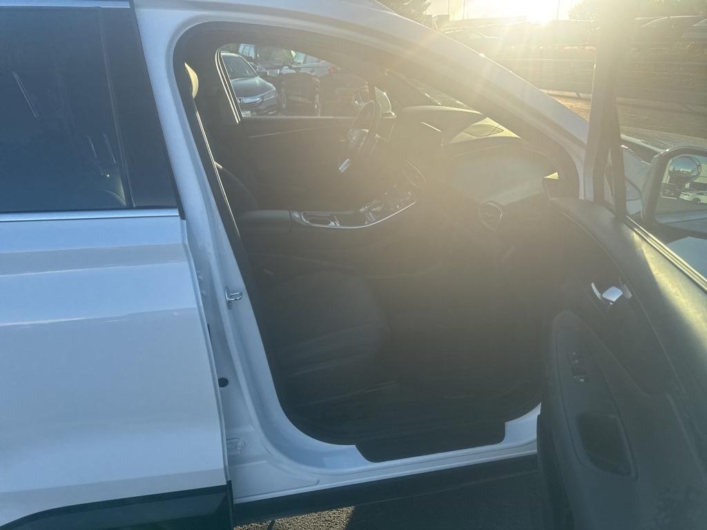 used 2023 Hyundai Santa Fe car, priced at $21,669