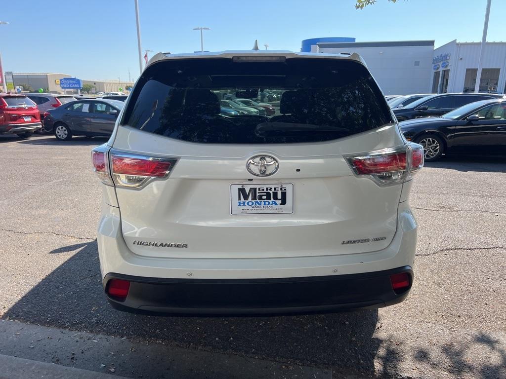 used 2016 Toyota Highlander car, priced at $18,703