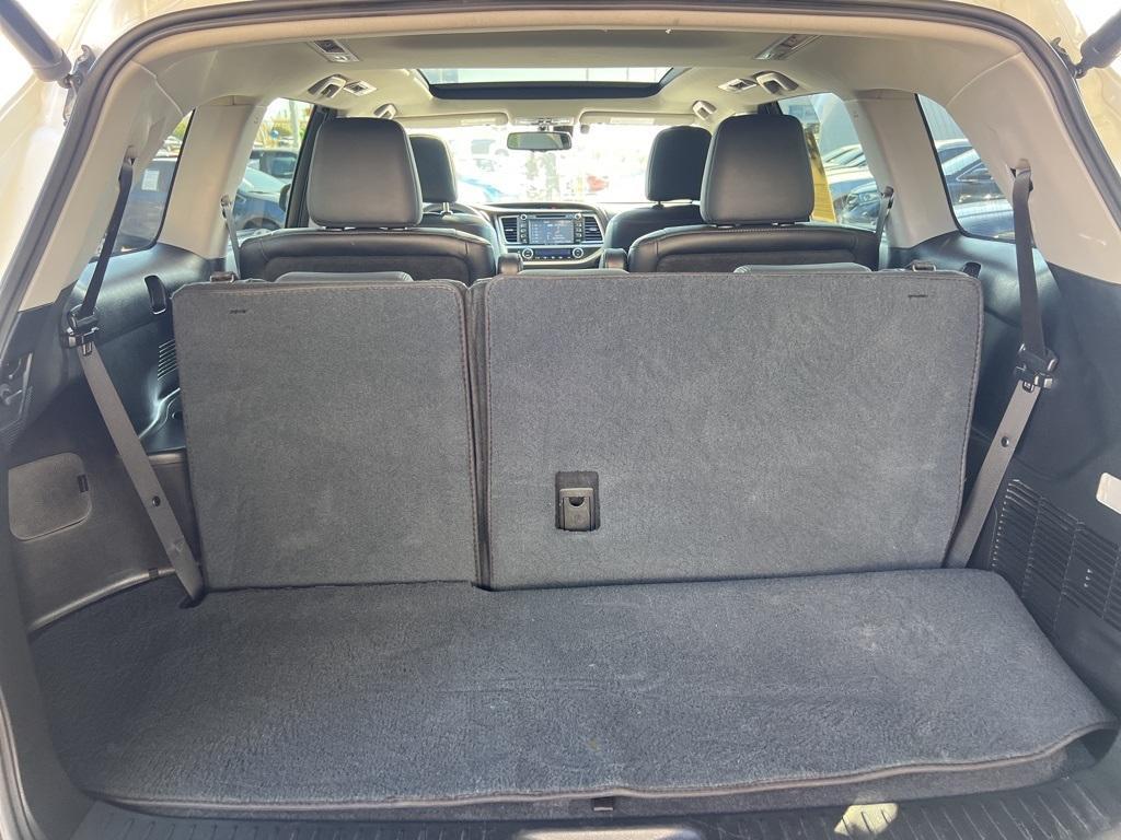 used 2016 Toyota Highlander car, priced at $18,703
