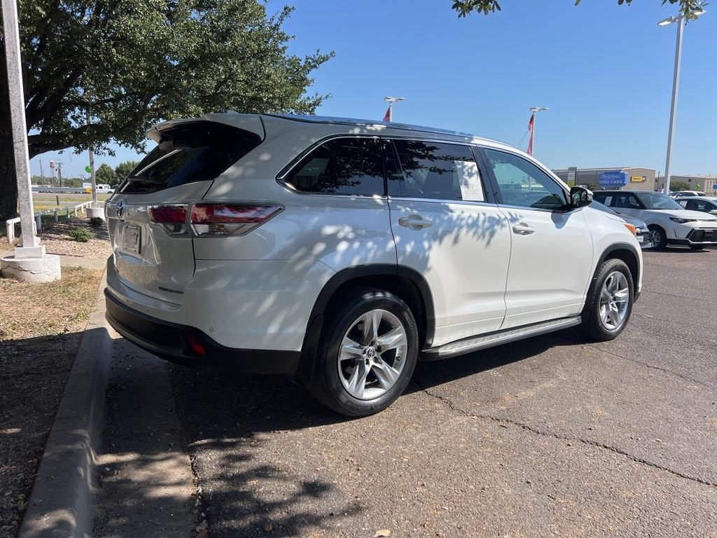used 2016 Toyota Highlander car, priced at $18,703