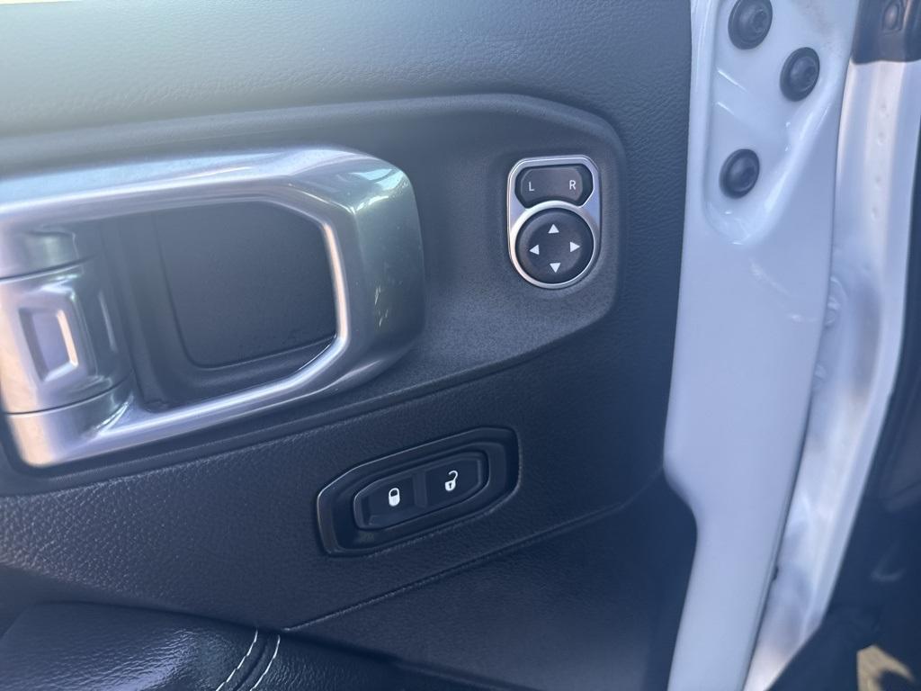 used 2022 Jeep Wrangler Unlimited car, priced at $36,709