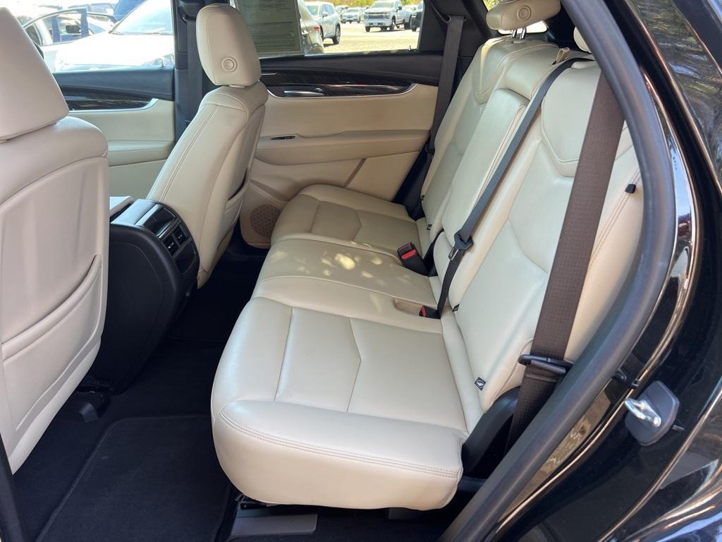 used 2018 Cadillac XT5 car, priced at $17,710