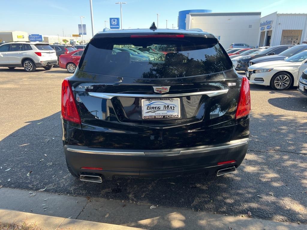 used 2018 Cadillac XT5 car, priced at $17,710