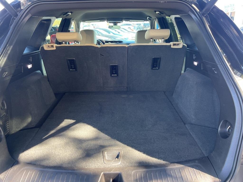 used 2018 Cadillac XT5 car, priced at $17,710