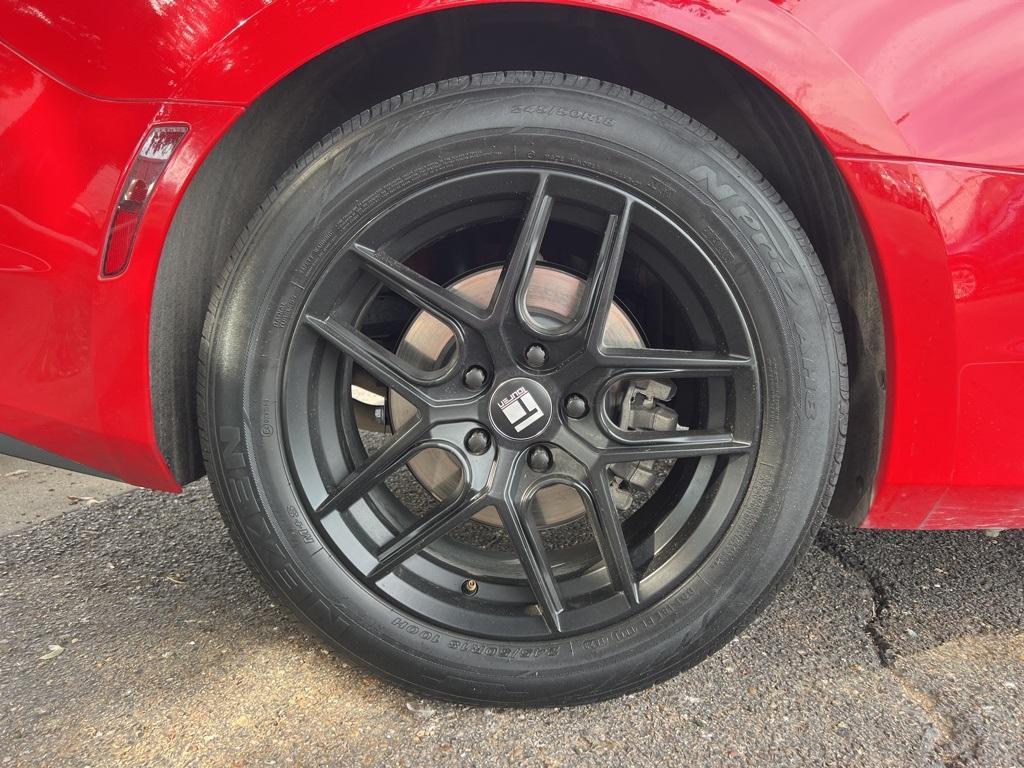 used 2020 Chevrolet Camaro car, priced at $18,704