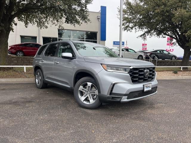 new 2025 Honda Pilot car, priced at $47,050