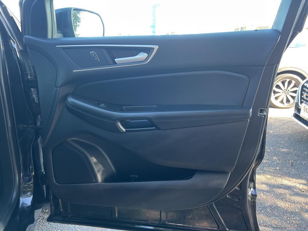 used 2021 Ford Edge car, priced at $17,644