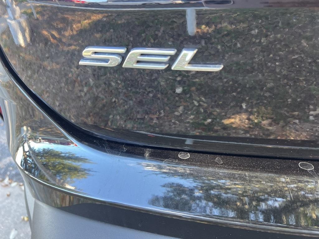 used 2021 Ford Edge car, priced at $17,644