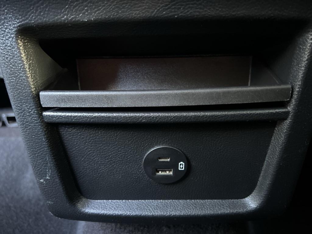 used 2021 Ford Edge car, priced at $17,644