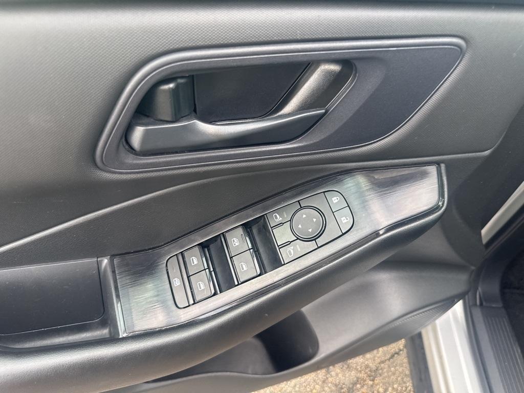 used 2024 Nissan Rogue car, priced at $19,935