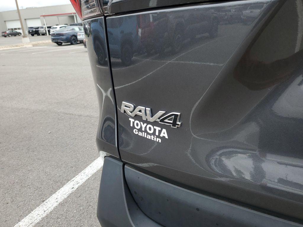 used 2022 Toyota RAV4 Hybrid car, priced at $31,860