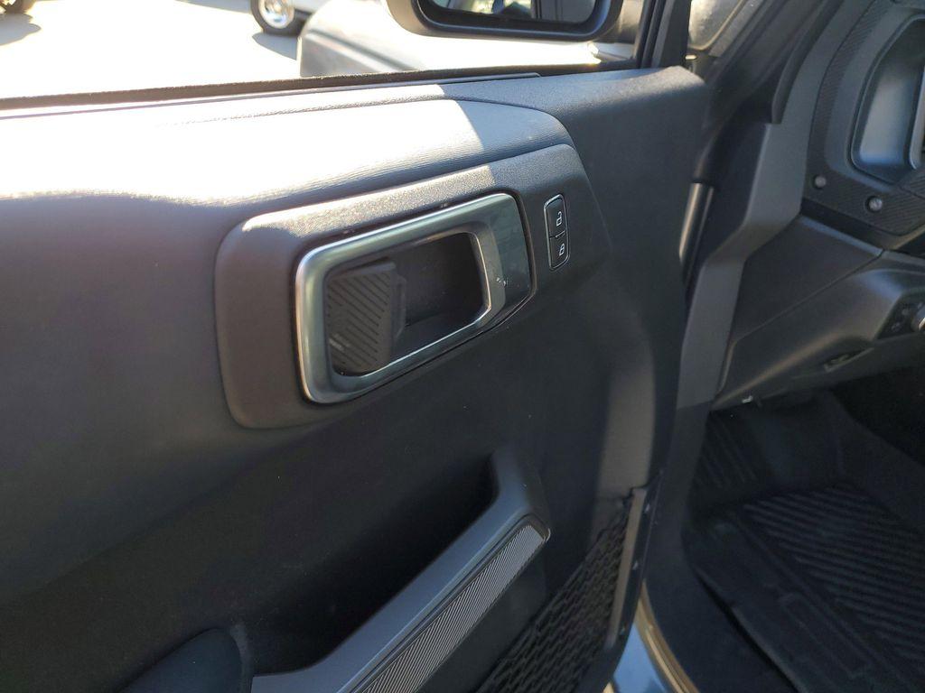 used 2022 Ford Bronco car, priced at $43,568