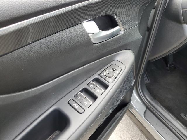 used 2023 Hyundai Santa Fe car, priced at $24,590