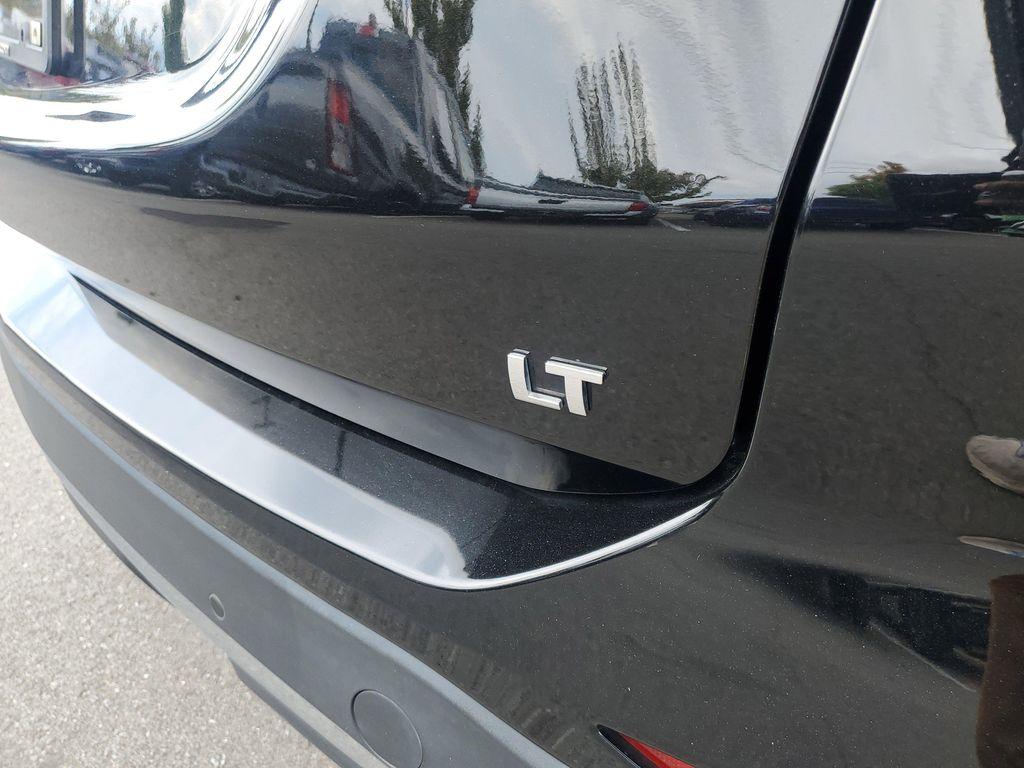 used 2022 Chevrolet Equinox car, priced at $20,487