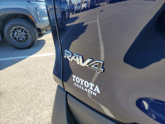 used 2022 Toyota RAV4 Hybrid car, priced at $33,348