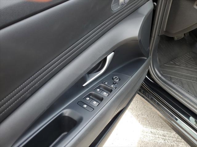 used 2023 Hyundai Elantra car, priced at $23,176