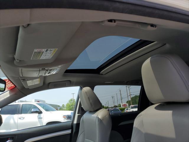 used 2016 Toyota Highlander car, priced at $15,846