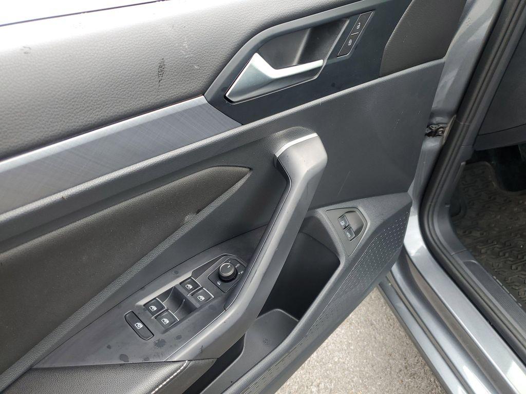 used 2024 Volkswagen Jetta car, priced at $22,335
