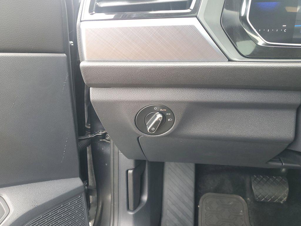 used 2024 Volkswagen Jetta car, priced at $22,335