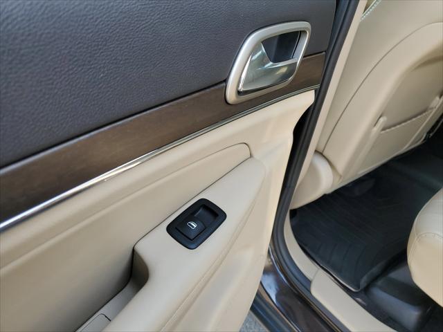 used 2016 Jeep Grand Cherokee car, priced at $17,526