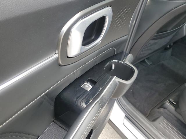 used 2021 Kia Sorento car, priced at $26,599