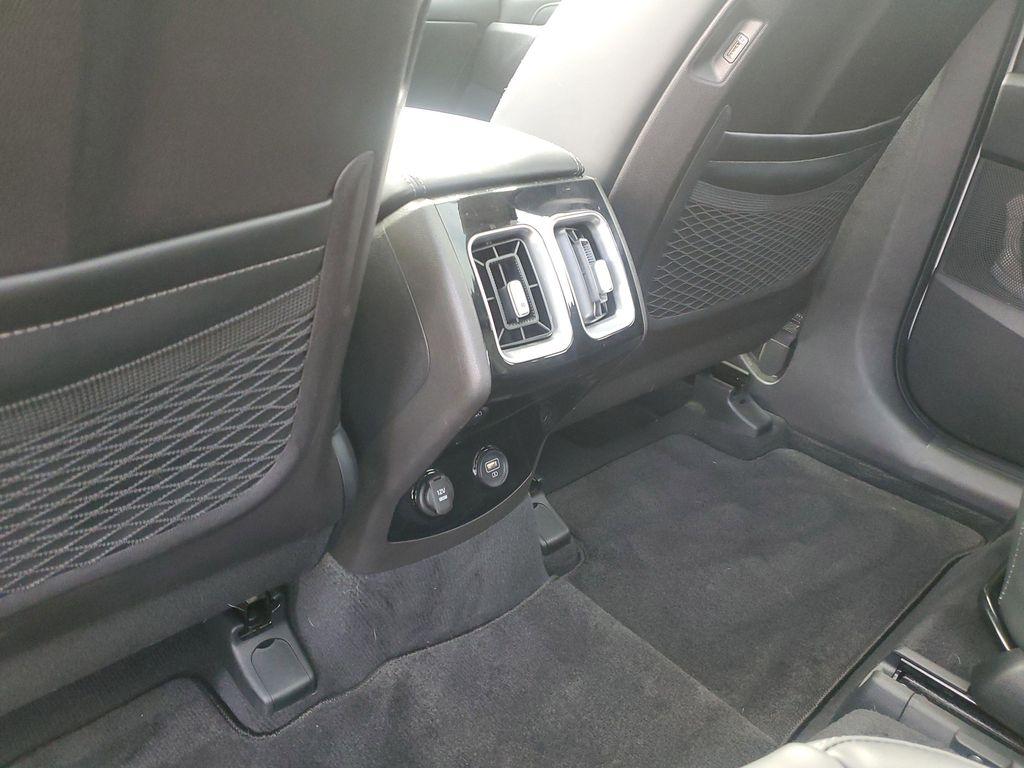 used 2021 Kia Sorento car, priced at $25,664