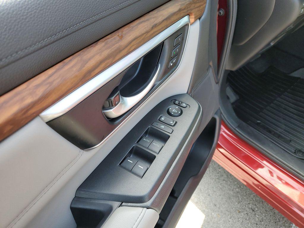 used 2021 Honda CR-V Hybrid car, priced at $26,997