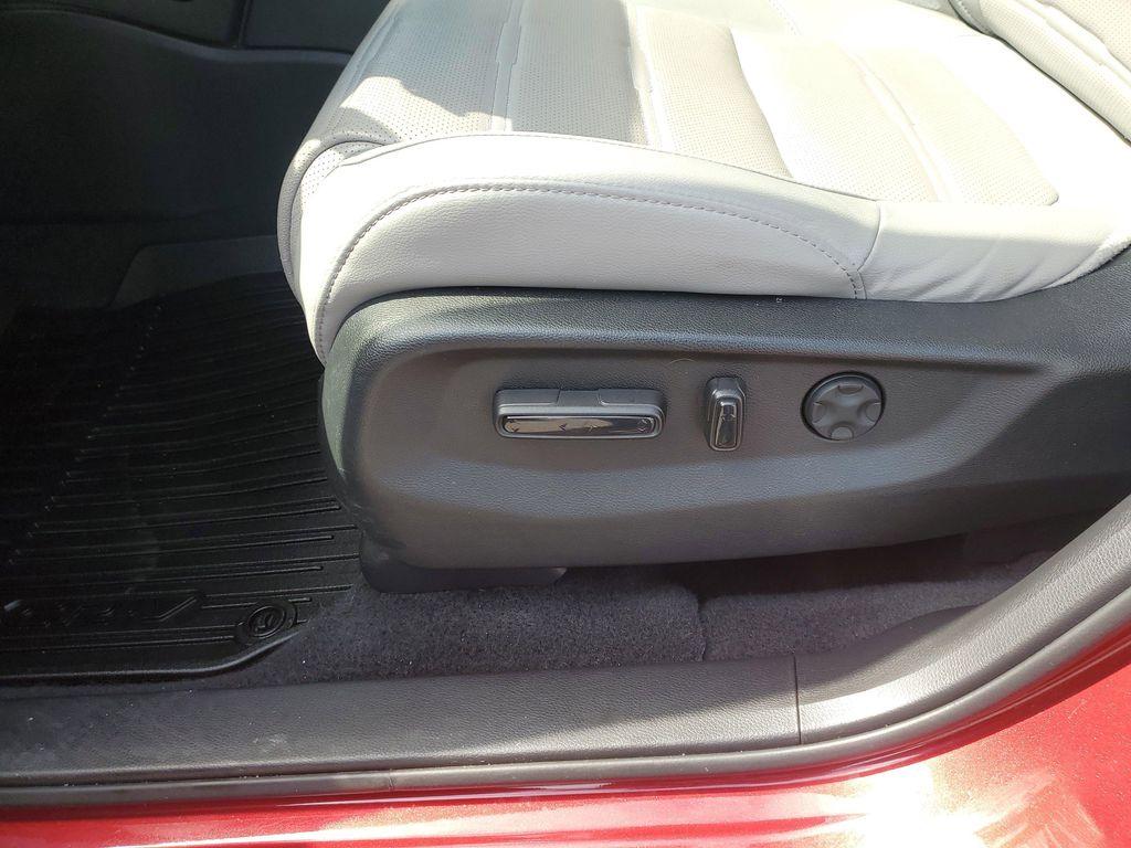 used 2021 Honda CR-V Hybrid car, priced at $26,997