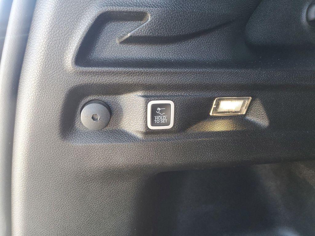 used 2022 Jeep Grand Cherokee L car, priced at $29,525