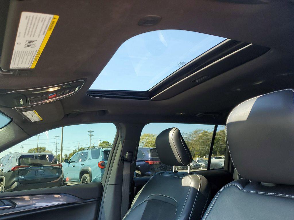 used 2022 Jeep Grand Cherokee L car, priced at $29,525