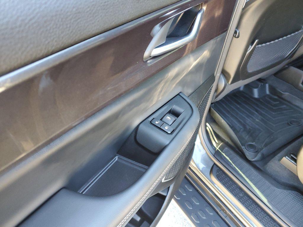 used 2022 Jeep Grand Cherokee L car, priced at $29,525