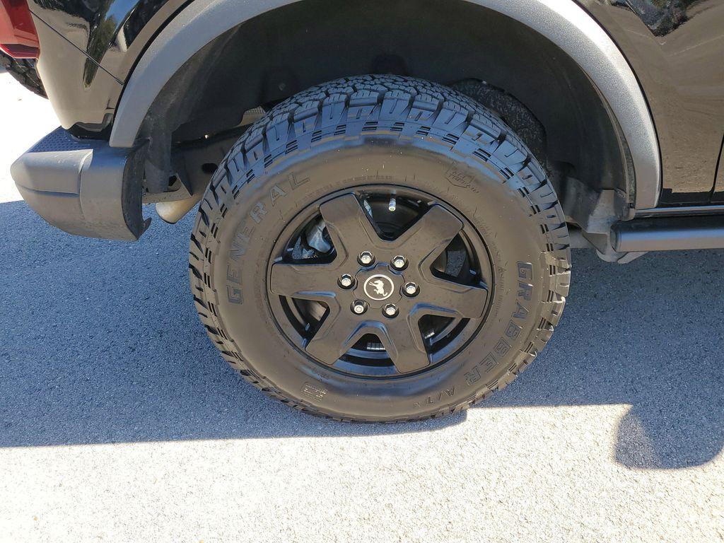 used 2024 Ford Bronco car, priced at $40,189