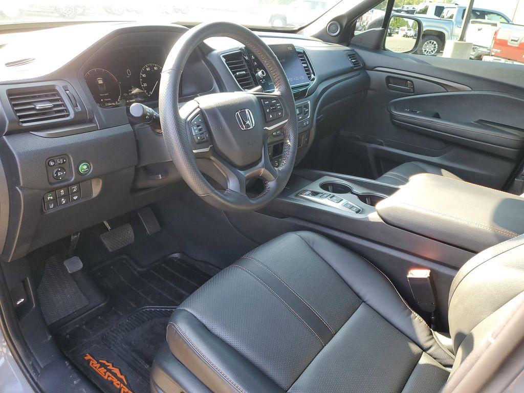 used 2024 Honda Ridgeline car, priced at $40,299