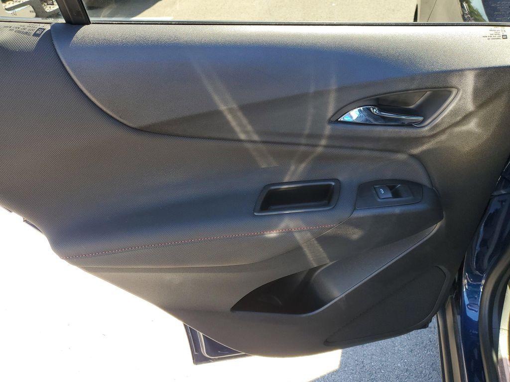 used 2022 Chevrolet Equinox car, priced at $21,860