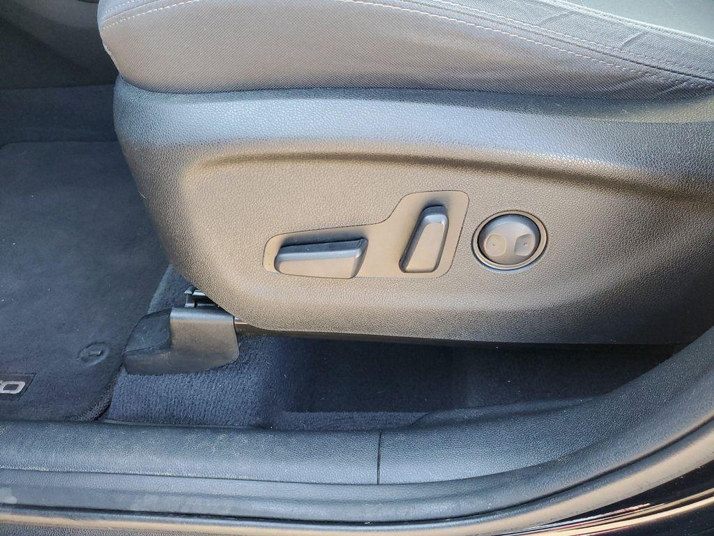 used 2019 Kia Sorento car, priced at $14,262